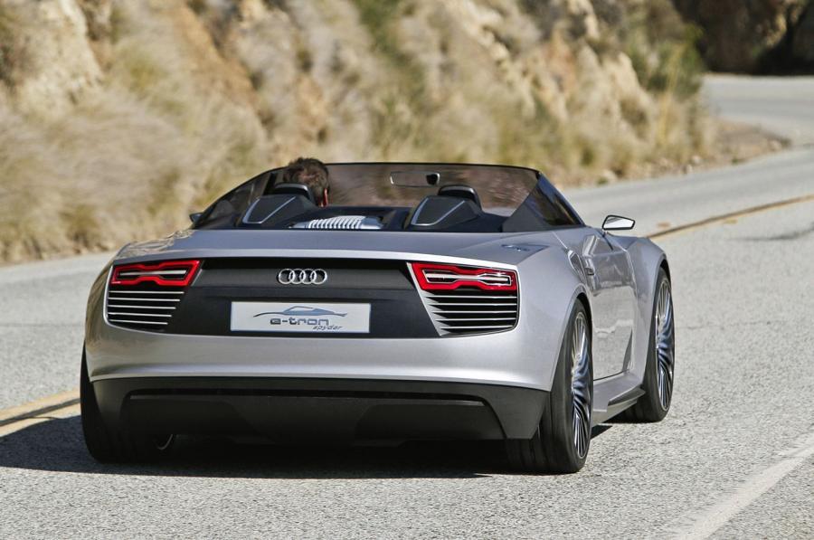  Audi e-Tron Spyder Concept 2010 года  (фото 92 из 105)